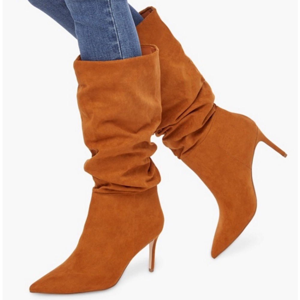 Camel colored slouchy heeled boots 8.5 NIB